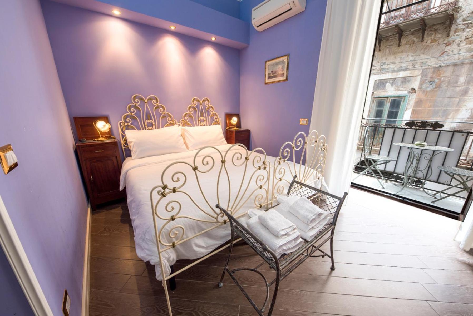 The Palace B&B And Apartments Santo Stefano di Camastra Phòng bức ảnh